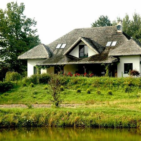 Wodne Ogrody Vila Dobczyce Exterior foto